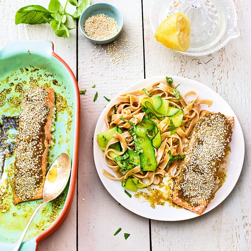 Saumon en croûte de sésame et pesto