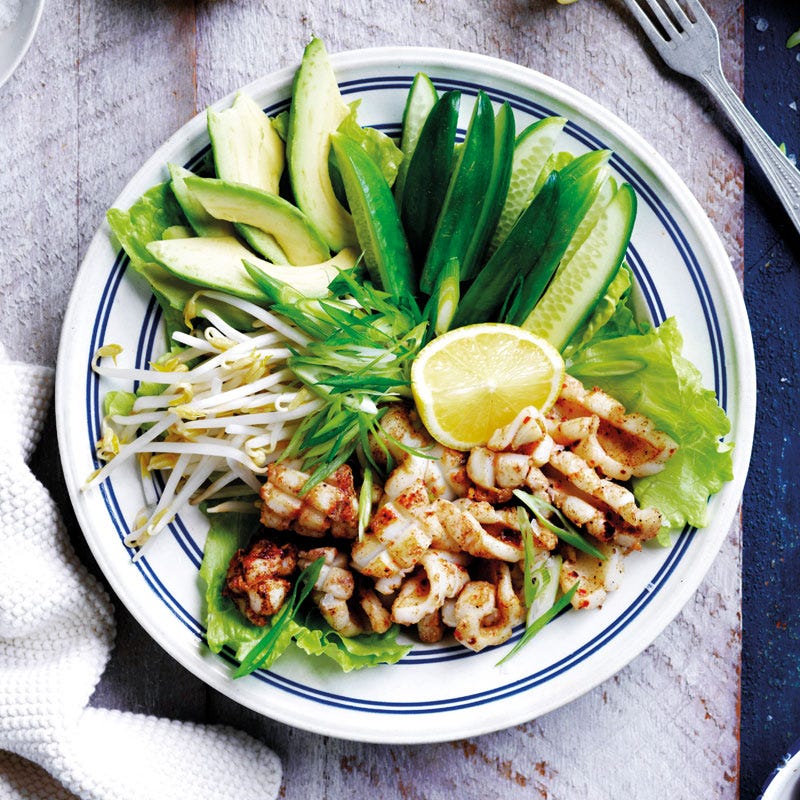 Gebratener Tintenfisch mit Salatmix