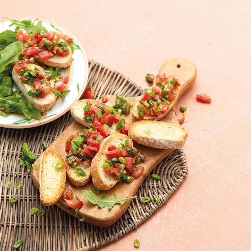 Bruschetta mit Frühlingszwiebeln