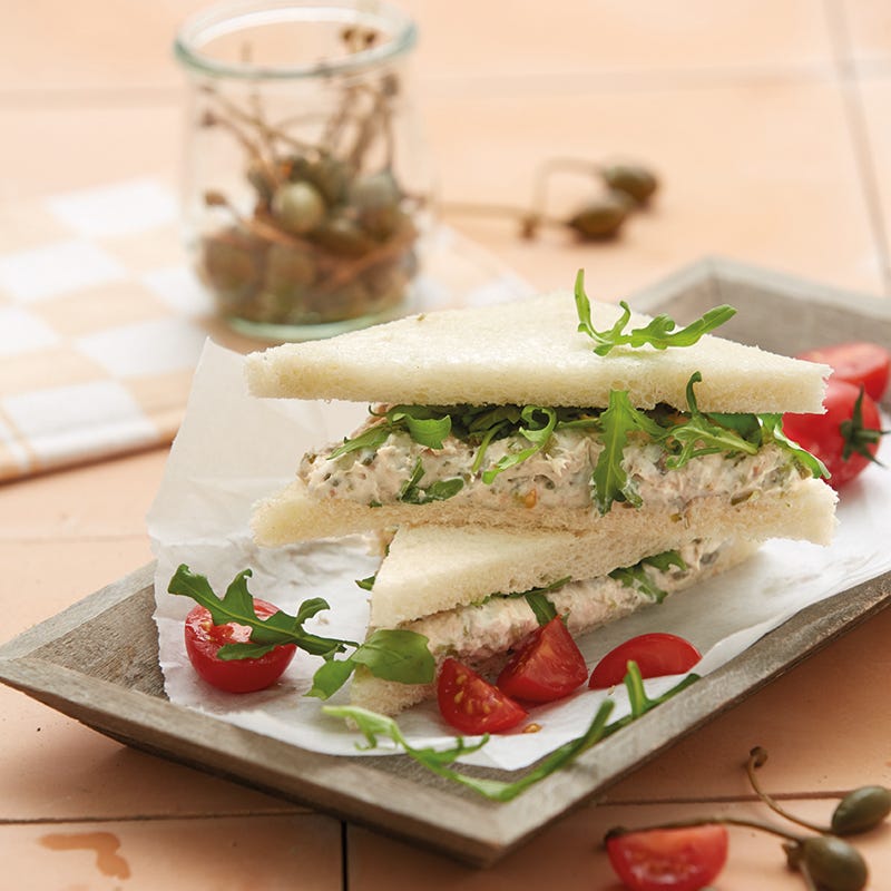 Thunfisch-Tramezzini mit Rucola