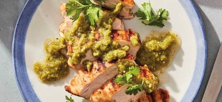 Poulet grillé avec salsa de tomatilles