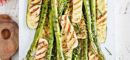 Grilled asparagus, zucchini and haloumi
