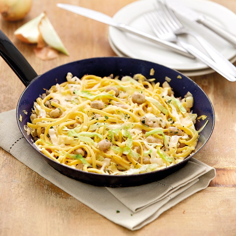 Dicke-Bohnen-Pfanne mit Spätzle