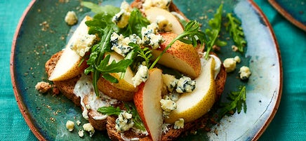 Blue cheese & pear toast