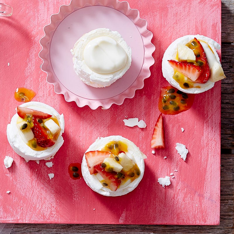 Little pavlovas