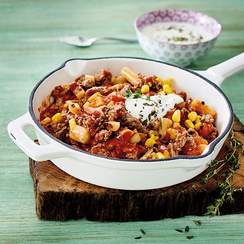 Herbstliche Hackpfanne mit Schwarzwurzeln