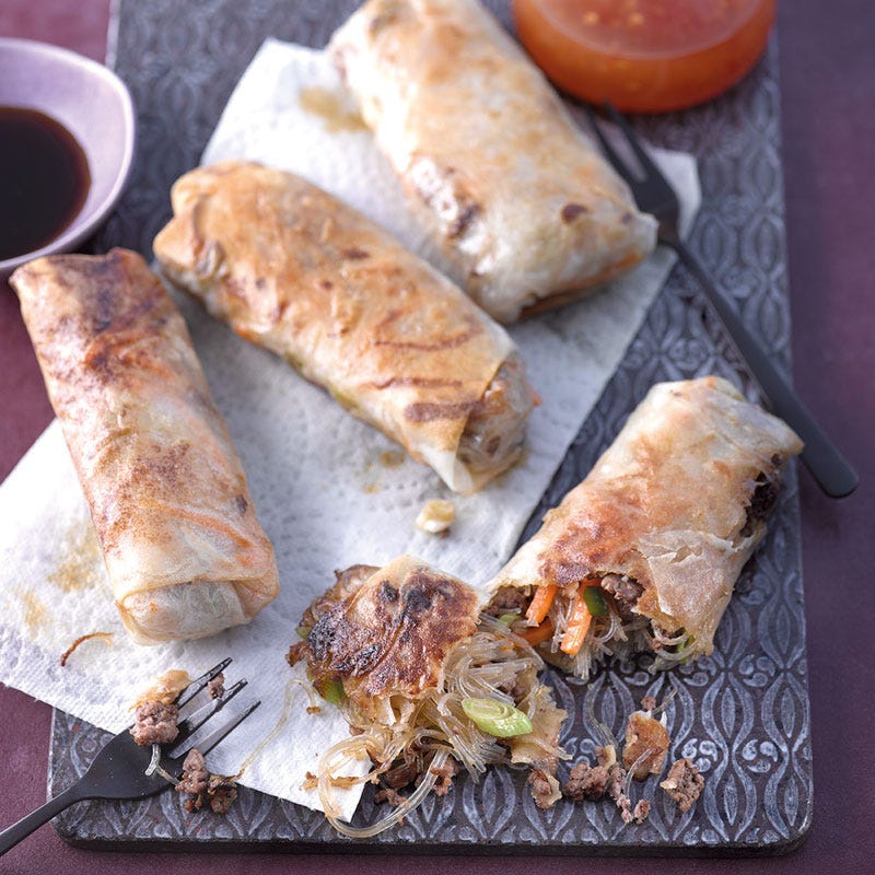 Frühlingsrollen mit Sweet-Chili-Dip