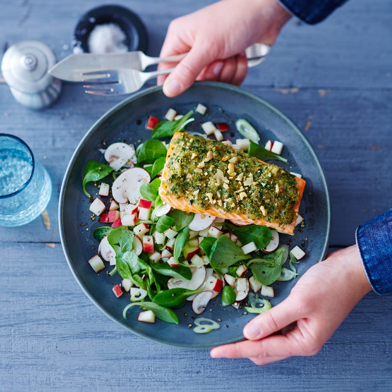 Lachsfilet mit Walnusskruste