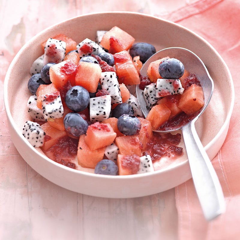 Exotischer Obstsalat mit Cranberrydressing