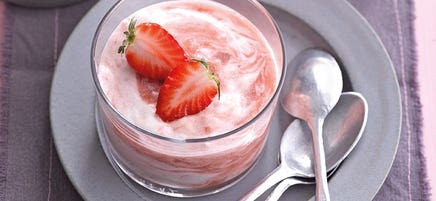 Erdbeer-Rhabarber-Mousse