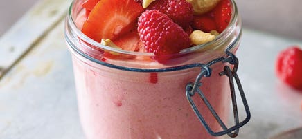 Buchweizen-Beeren-Creme mit Banane