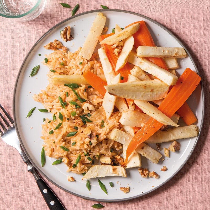 Nudelrisotto mit Wurzelgemüse und Walnüssen
