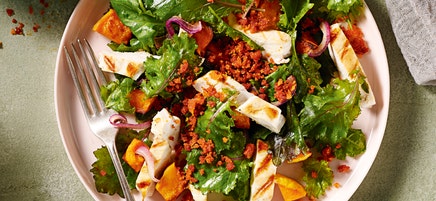 Warm kale & chicken salad