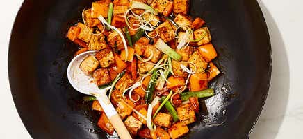 Stir-fried tofu with scallions