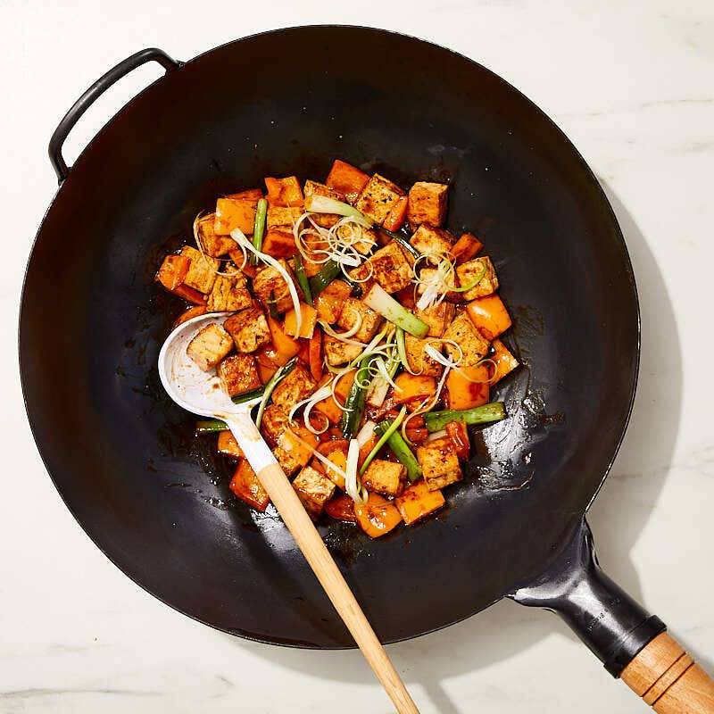 Stir-fried tofu with scallions