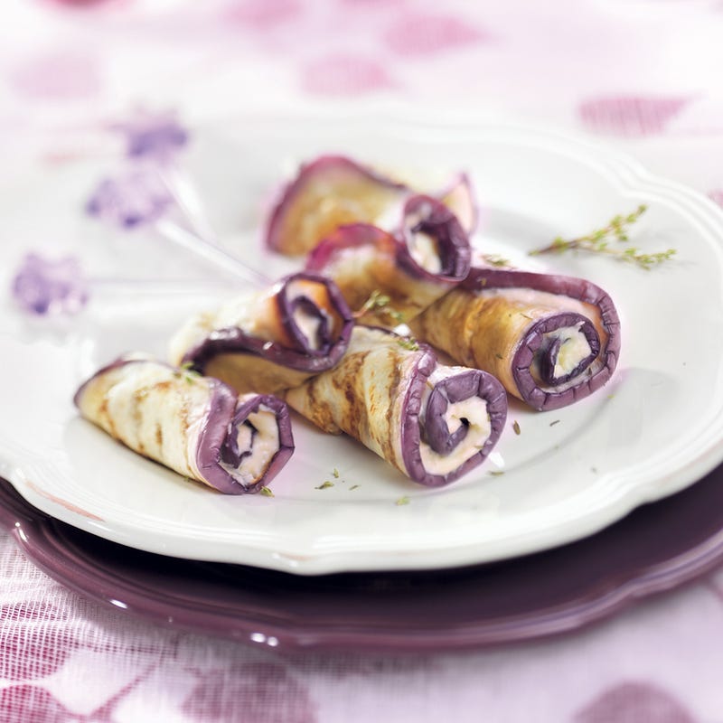 Rouleaux d'aubergine à la crème d'ail et au thym