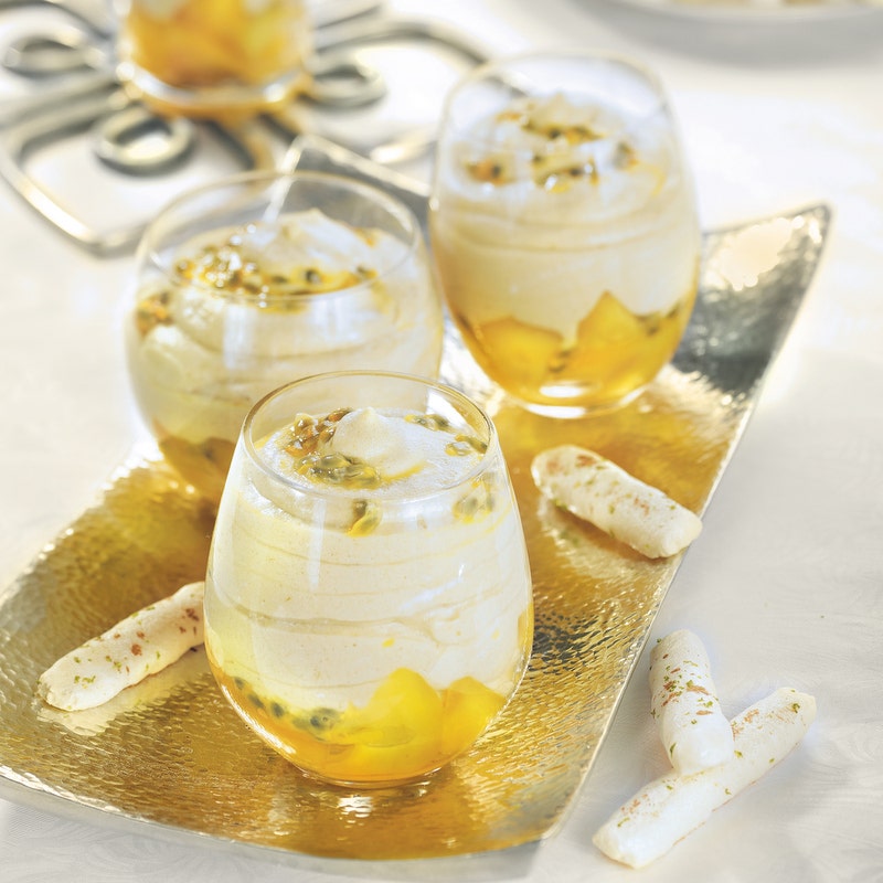 Mousse exotique, bâtonnet meringué