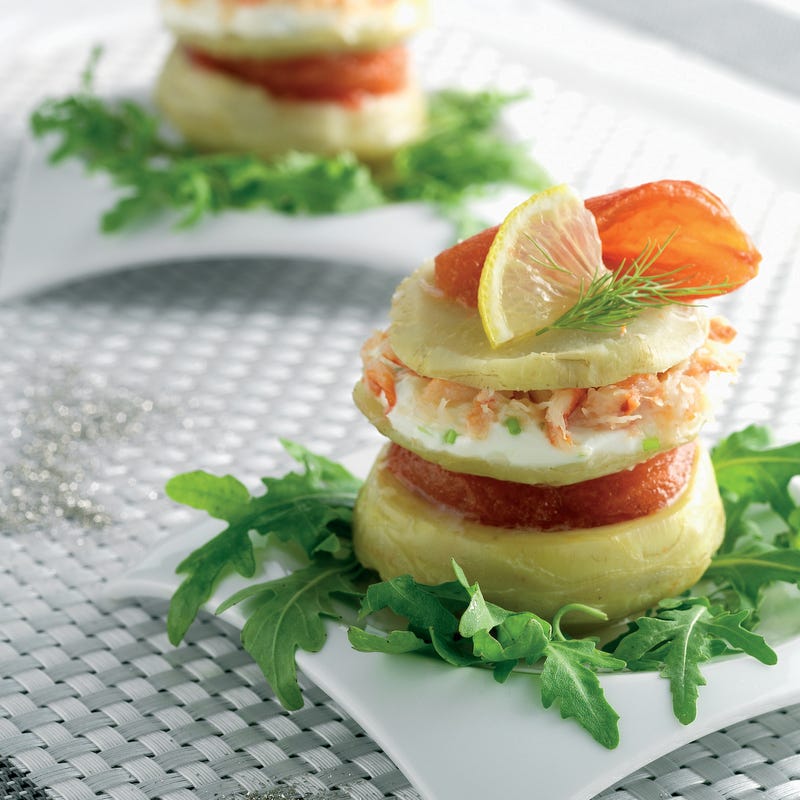 Millefeuille d'artichaut, tomates confites et crabe