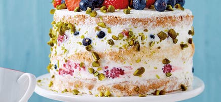 Naked cake aux fruits des bois