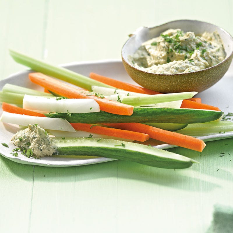 Gemüsesticks mit Petersilien-Hummus