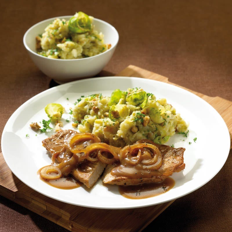 Foto Kalbsplätzli mit Rosenkohl-Walnuss-Püree von WW