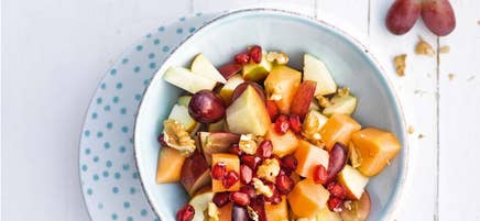 Fruktsallad med valnötter