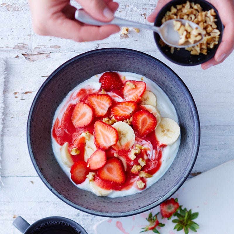 Erdbeer-Baumnuss-Joghurt