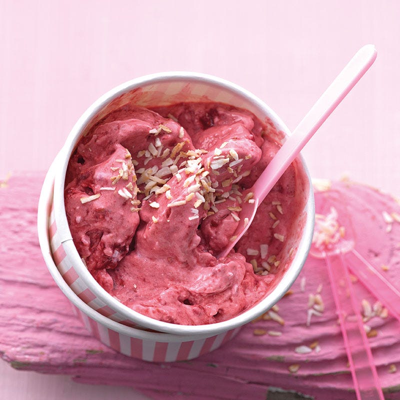 Erfrischende Himbeer-Kokos-Glace / Erfrischendes Himbeer-Kokos-Eis