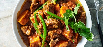 Beef and kumara vindaloo