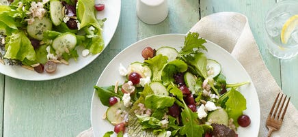 Mixed green, grape & goat cheese salad with champagne vinaigrette