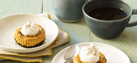 Mini pumpkin pie cheesecakes