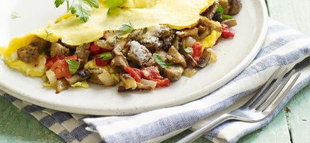 Italian turkey sausage and vegetable omelet