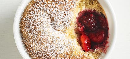 Berry sponge puddings