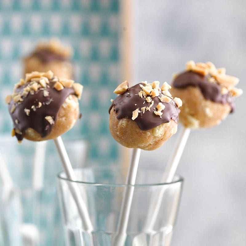 Erdnuss-Cakepops