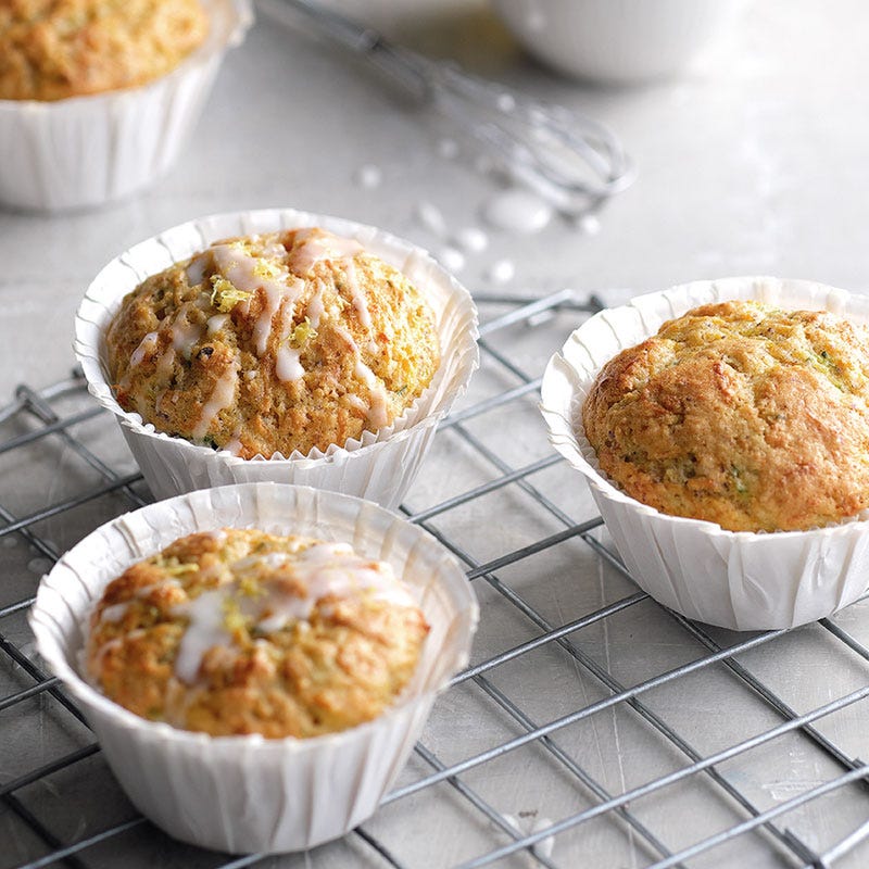 Nussmuffins mit Zitronenglasur