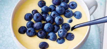 Mango-Heidelbeer-Joghurt