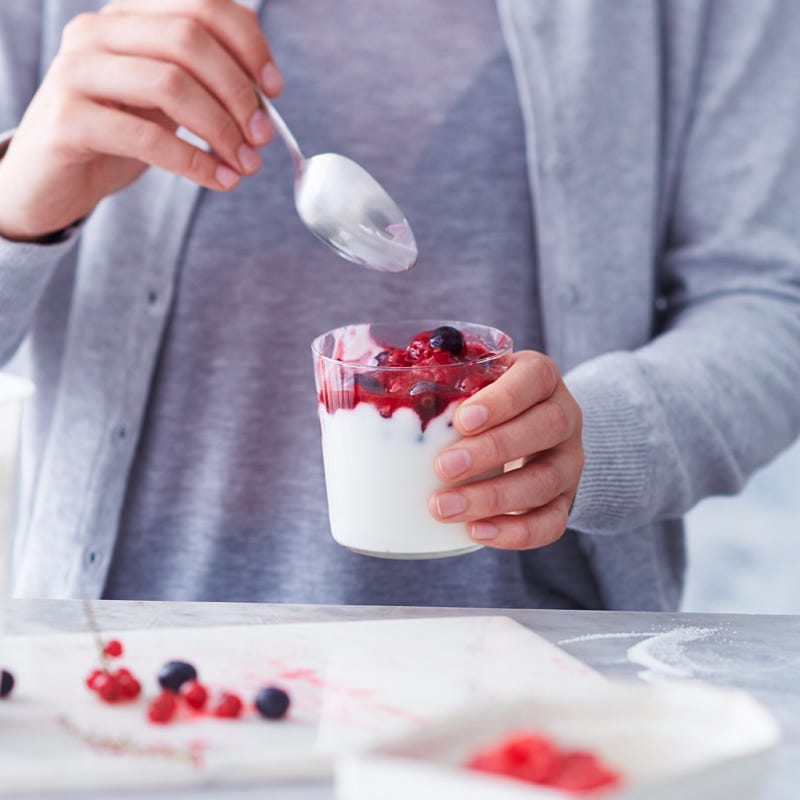 Skyr-Creme mit Beeren