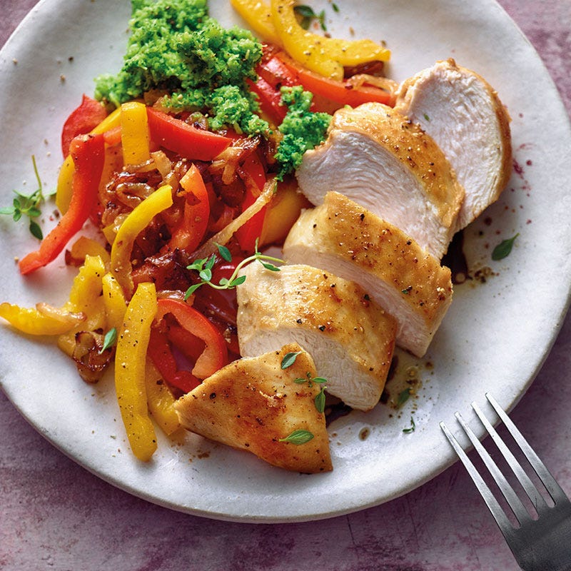 Hähnchenbrust mit Paprikagemüse und Broccolipüree