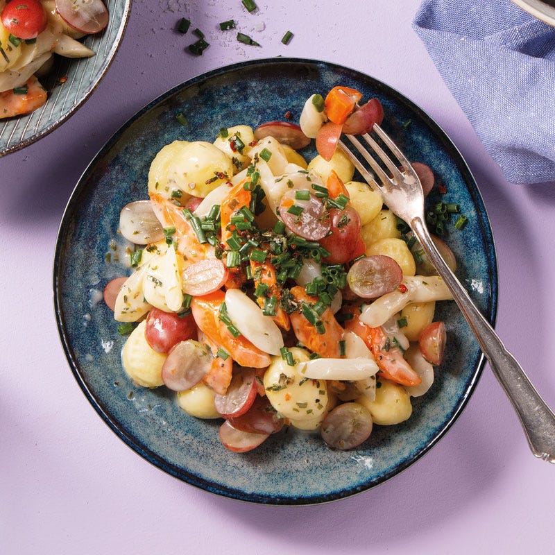Gnocchi und Trauben in Wurzelrahm mit Café de Paris