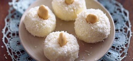 Kokos-Frischkäse-Bällchen