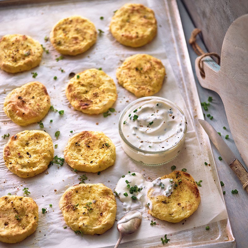 Kartoffeltaler mit Sour Cream