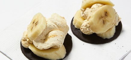 Peanut butter mousse and banana cookie tarts