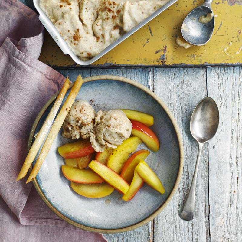 ViktVäktarna - Nice cream med varma äpplen och filodegspinnar