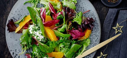 Wintersalat mit Frischkäsenocken