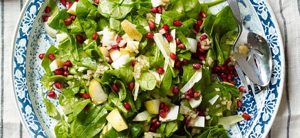 Chopped spinach and pear salad with sherry vinaigrette