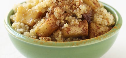 Céréales déjeuner au quinoa et aux pommes