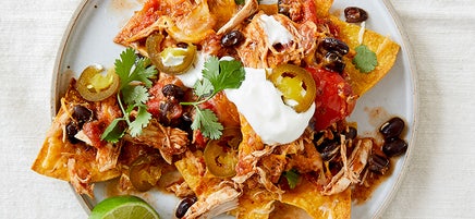 Slow-Cooker Shredded-Chicken Nachos