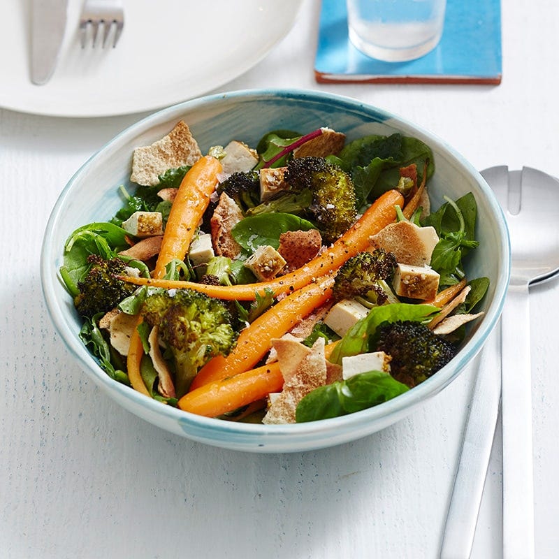 Roast carrot, broccoli and tofu salad