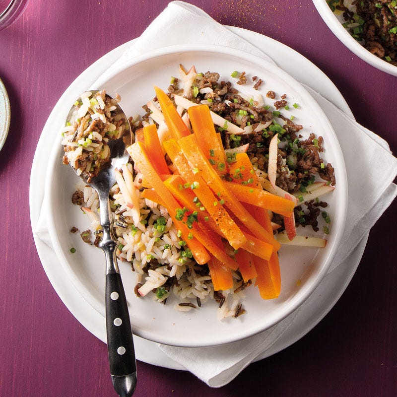 Wildreis-Hack-Pfanne mit Cajunkarotten