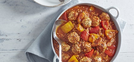 Moroccan meatball, pepper and apricot tagine